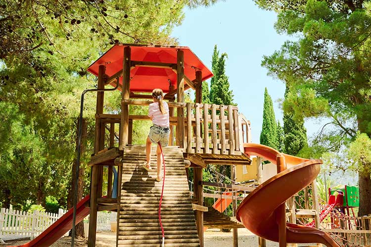 holiday village bonaca